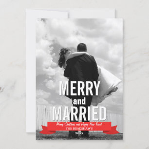 Foto van Merry and Married Modern Ribbon Holiday Feestdagenkaart