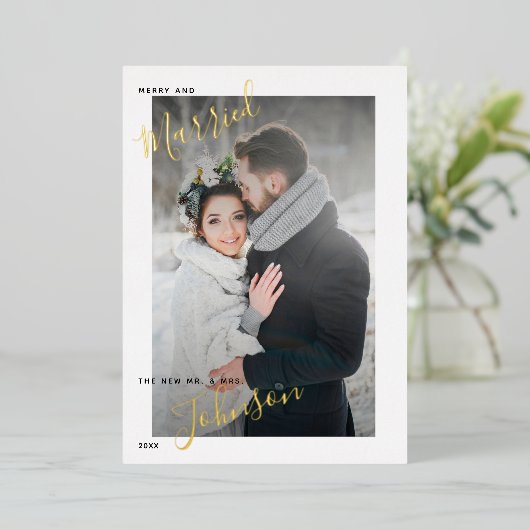 Foto van Merry & Married Dusty Winter Weduwen Folie Feestdagenkaart (Staand Voorkant)