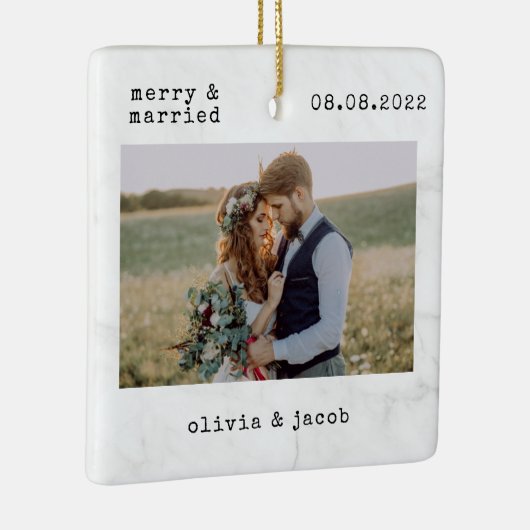 Foto van Merry & Married First Kerstbruiloft Keramisch Ornament (Rechts)