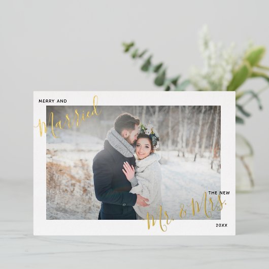 Foto van Merry & Married Gold Winter Weduwen Folie Feestdagenkaart (Staand Voorkant)