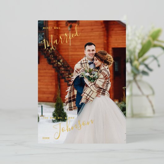 Foto van Merry & Married Red Pset Winter Weduwen Folie Feestdagenkaart (Staand Voorkant)