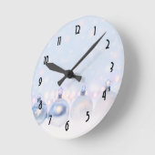 Foto van metallische kerstbalken ronde klok (Hoek)