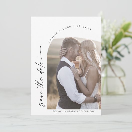 Foto van Modern Boho Arch Save The Date (Staand voorkant)