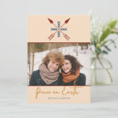Foto van Modern Boho Arrows Peace on Earth Holiday Feestdagenkaart (Staand voorkant)