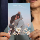 Foto van Modern Spring Elegant Wildflower Boho Save The Date