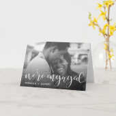 Foto van moderne Chalkboard- en Script Engagement Kaart (Gele Bloem)