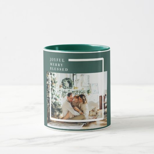 Foto van moderne familie | Joyful Merry Blessed |  Mok (Midden)