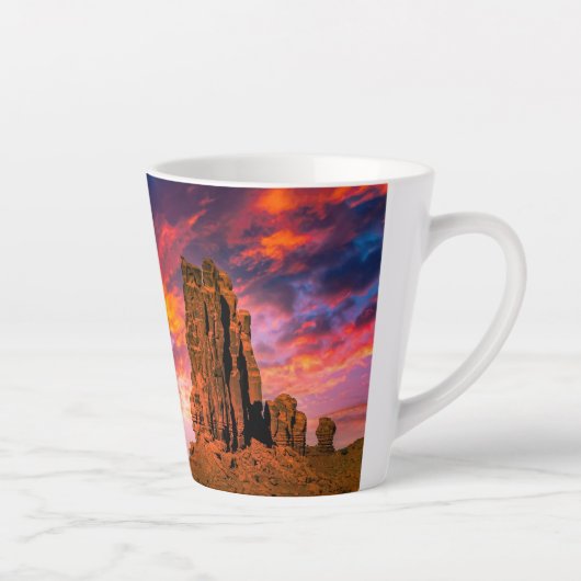 Foto van Monument valley Latte Mok (Rechts)