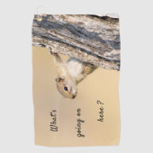 Foto van Nosy en schattig Tree Squirrel Golfhanddoek (Voorkant)