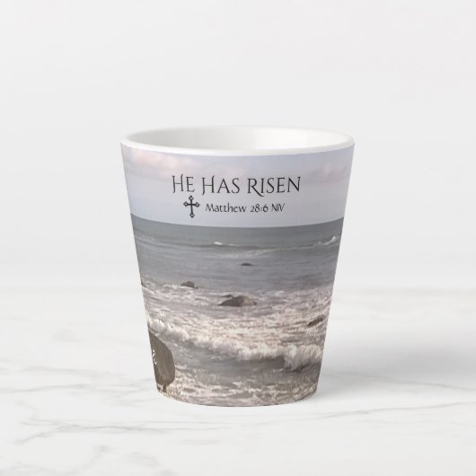 Foto van Ocean met reurrection-scriptie Pasen Latte Mok (Voorkant)