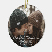 Foto van ons eerste kerstcadeautje met whimsical-s keramisch ornament (Links)