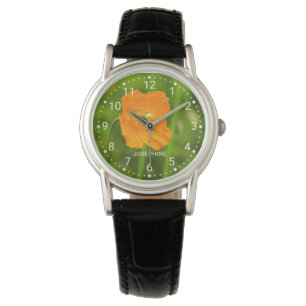 Foto van oranje klaproos op groen en aangepaste na horloge