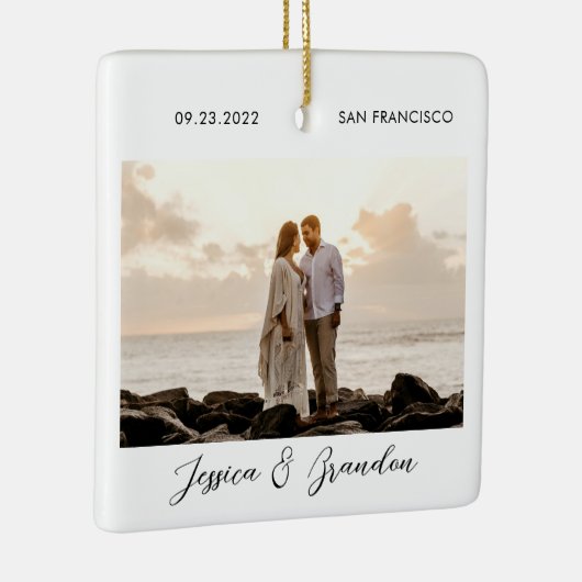 Foto van Passen getrouwd van moderne bruiloft Keramisch Ornament (Rechts)