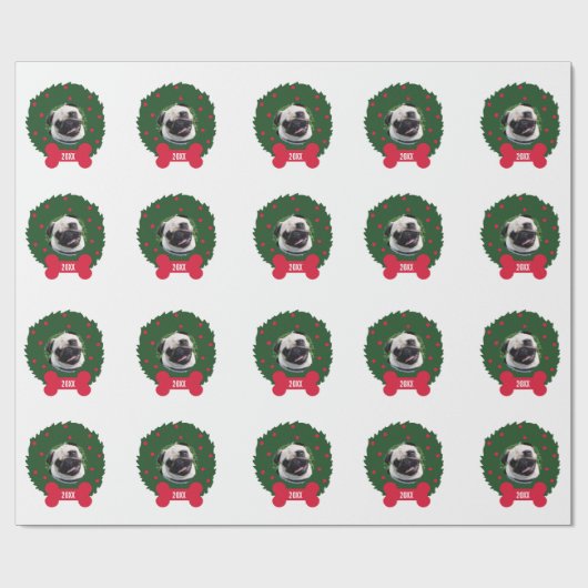 Foto van Pug Dog met Kerstmis, jaar, naam Cadeaupapier (Vlak)