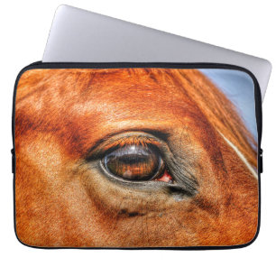 Foto van Red Dun Horse's Eye Animal lover Laptop Sleeve