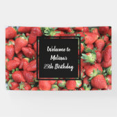 Foto van Red Juicy Strawberries Birthday Spandoek (Horizontaal)