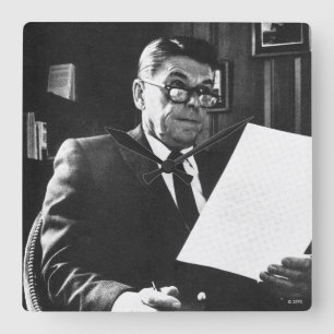 Foto van Ronald Reagan Vierkante Klok