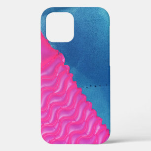 Foto van roze opblaasbaar speelgoed iPhone 12 hoesje