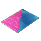 Foto van roze opblaasbare speelgoed notitieboek (Linkerzijde)