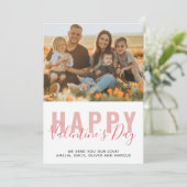 Foto van roze Red Valentijn Day Script Family Feestdagenkaart (Staand voorkant)