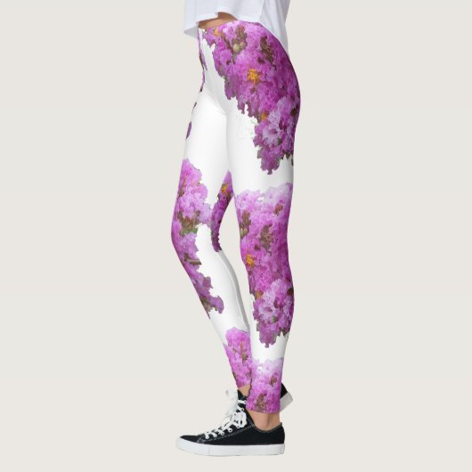 Foto van roze schildpadschilfers op verbluffende w leggings (Links)