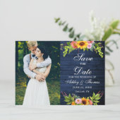 Foto van Rustic Blue Wood Sunflower Save The Date (Staand voorkant)