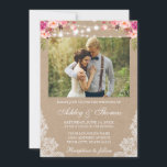 Foto van Rustic Wedding Lights Kaart<br><div class="desc">Rustic Wedding String Lights Waterverf Pink Blush Floral Foto Kraft</div>