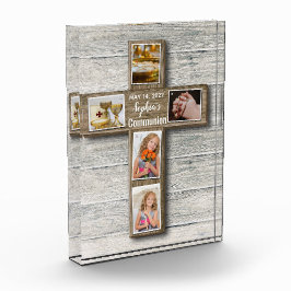 Foto van Rustic Wood Cross First