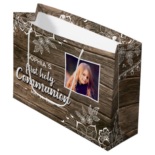 Foto van Rustic Wood Lace First Groot Cadeauzakje (Voorkant Gekanteld)