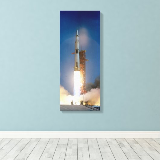  foto van Saturnus V Canvas Afdruk (Insitu (Houten vloer))