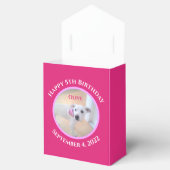 Foto van Schattige Puppy Dog Wearing Hot Pink Scar Bedankdoosjes (Geopend)