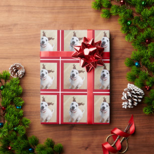 Foto van Schattigee Witte Rendier Puppy Dog Red Cadeaupapier