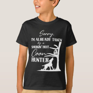 Foto van Smoking Hot Coon Hunter Funny Raccoon Hun T-shirt