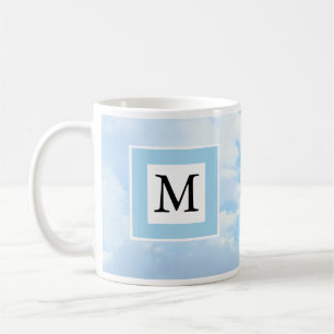 Foto van Soft Blue Sky Custom Single Initiaal Koffiemok