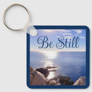 Foto van Still Blue Ocean Bible Verse aangepaste n Sleutelhanger