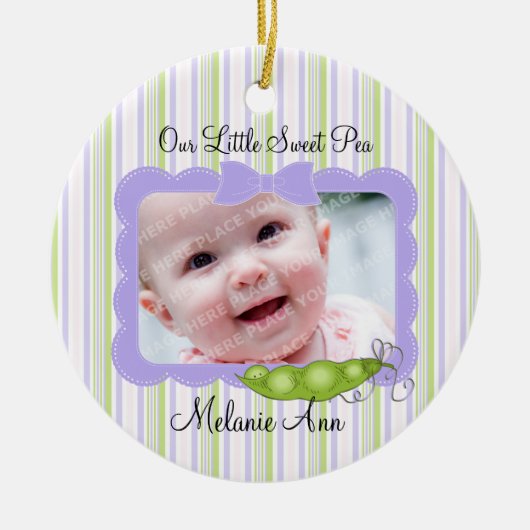 Foto van Sweet Baby Pea Keramisch Ornament (Voorkant)