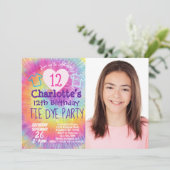Foto van Tie Dye Birthday Party Rainbow Kaart (Staand voorkant)