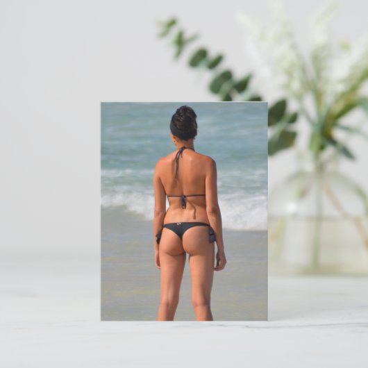 Foto van Tiny Black Bikini Briefkaart (Staand voorkant)