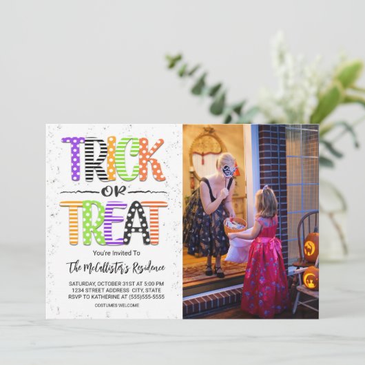 Foto van trick or treat Halloween Costume Kaart (Staand voorkant)
