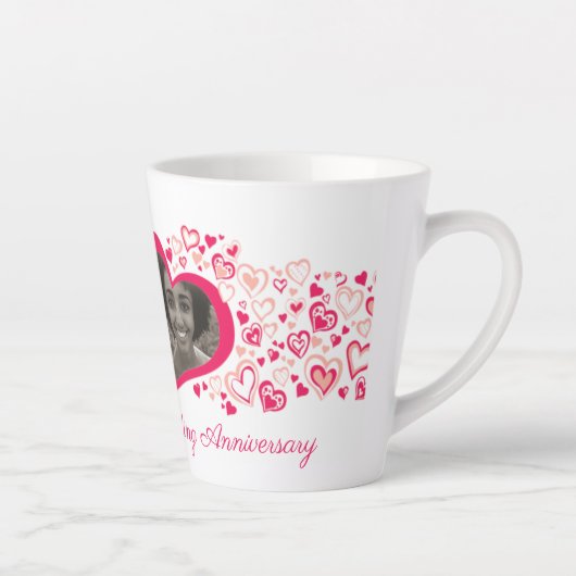 Foto van twee harten op huwelijksfeestdag latte mok (Rechts)