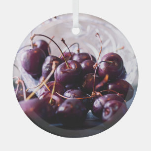 Foto van verse rode kersen glas ornament