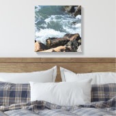 Foto van water dat tegen rotsen spat canvas afdruk (Insitu (Slaapkamer))