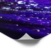 Foto van waterdruppels op paarse bloem poster (Hoek)