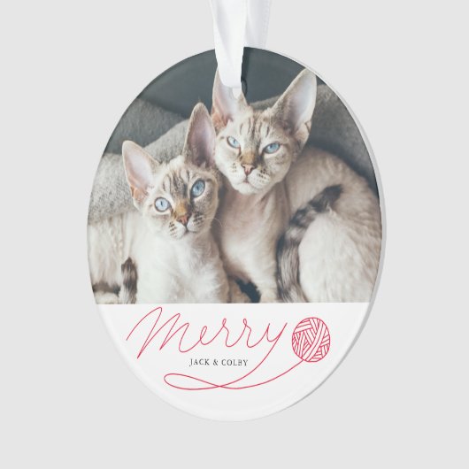 Foto van whimsical Red Merry Script Cat Ornament (voorkant)