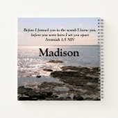 Foto van Zee met Jeremiah 1:5 God wist je Verse Notitieboek (Achterkant)