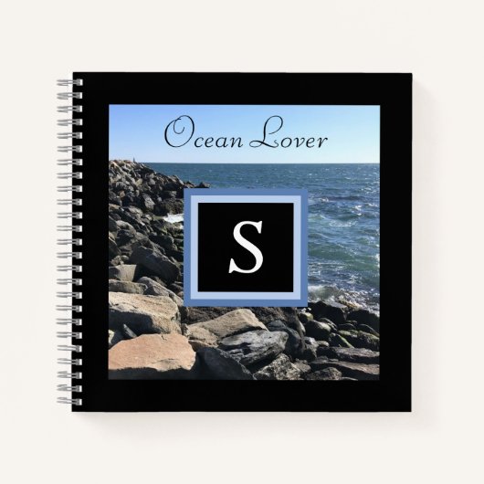 Foto van Zee Waves en Rocks Initiaal Lijst Black Notitieboek (Voorkant)