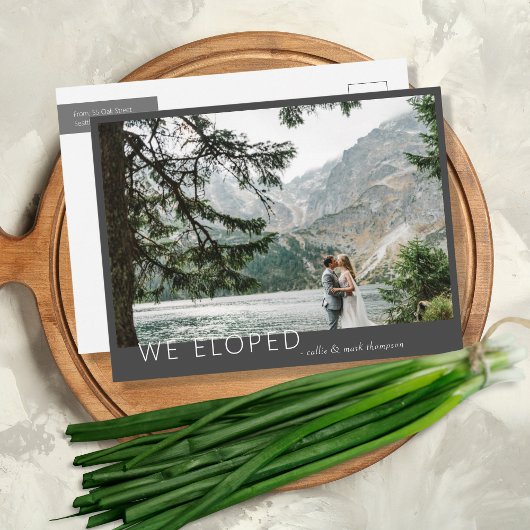 Foto van zeer moderne elopement aankondigingskaart