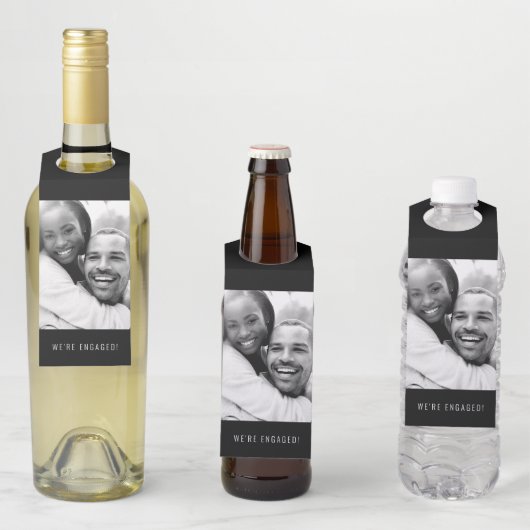 Foto | VERLOVING | Bottle Hanger Label | Wit (In situ)