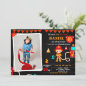 Foto: Vuurbrandweerman, verjaardagsuitnodiging Kaart (Staand voorkant)