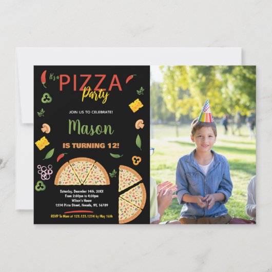 Foto Zwart Chili Pizza Verjaardag Uitnodigingen (Voorkant)